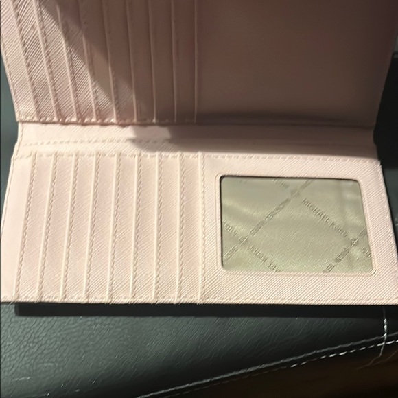 Michael Kors Pink Wallet - Picture 4 of 7